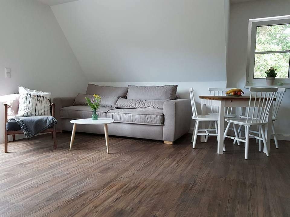 Darsser Strandgut - Haus Ahrenshooper Holz Екстер'єр фото