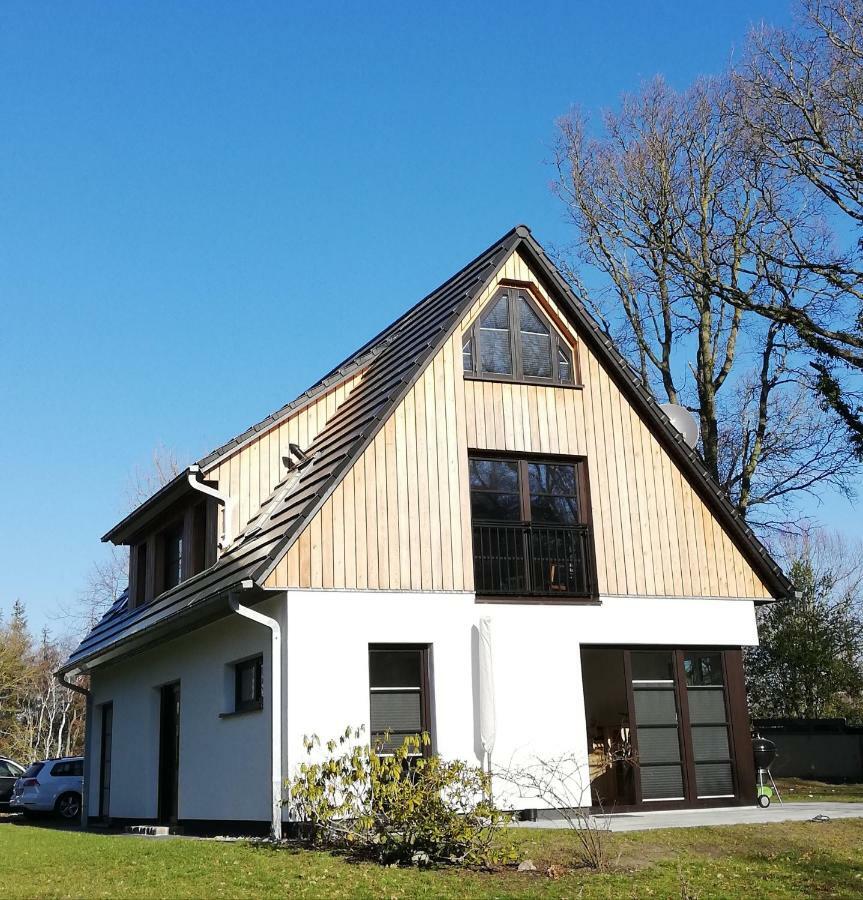 Darsser Strandgut - Haus Ahrenshooper Holz Екстер'єр фото