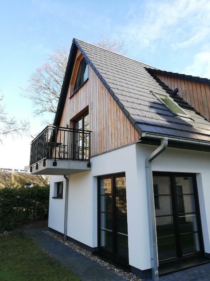 Darsser Strandgut - Haus Ahrenshooper Holz Екстер'єр фото